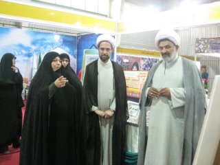 تصاویر نمایشگاه قرآن و عترت