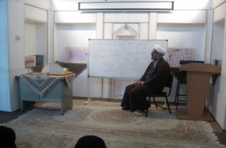 برگزاری نشست اخلاقی با موضوع جواهرات انسانی و با سخنرانی حاج آقا مرتضوی پناه