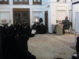 برگزاری نشست سیاسی «انقلاب چهل ساله » با سخنرانی آقای سید روح الله رفعتی پور
