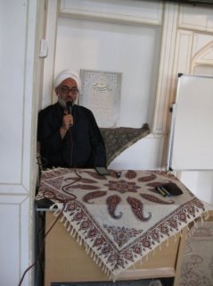 برگزاری نشست اخلاقی با موضوع خشوع  در نماز