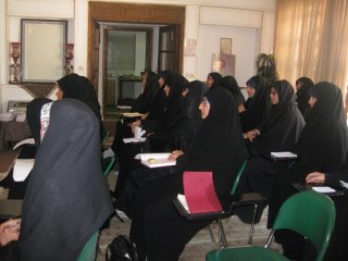 برگزاری کارگاه تخصصی با موضوع «مهارتهای زندگی » با حضور دانش آموختگان و مبلغان، در مدرسه علمیه زهرا ی مرضیه سلام الله علیها